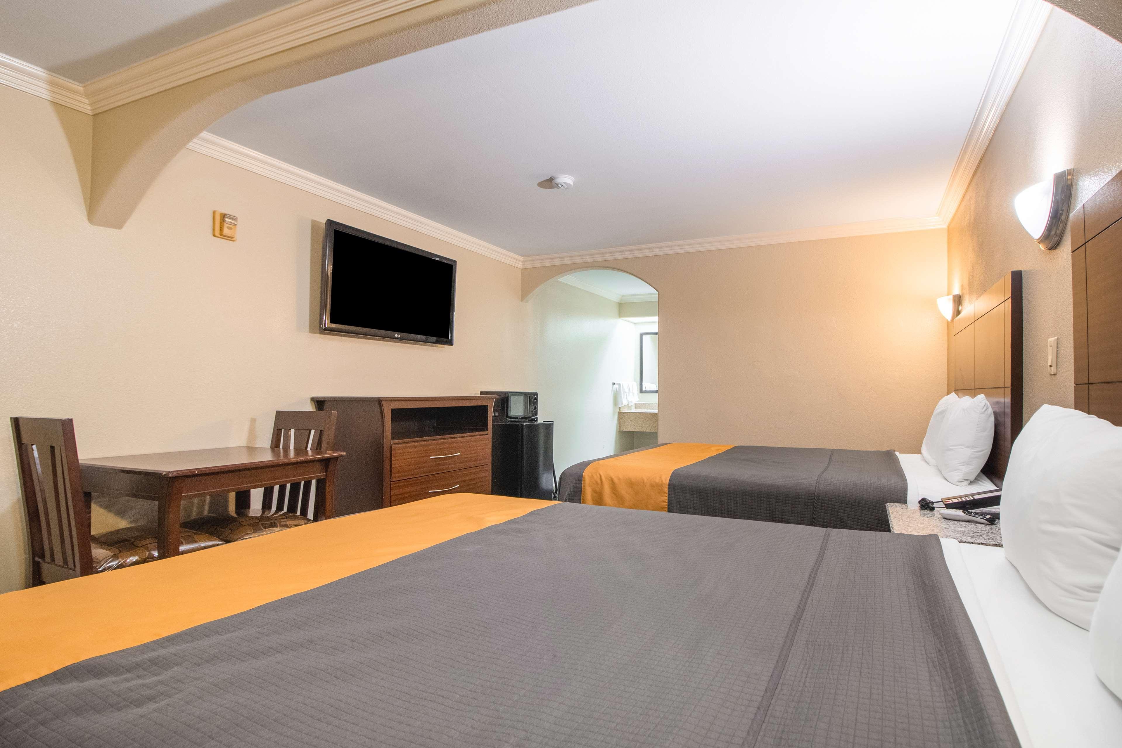 Hotel Dan Inn Uberaba & Convencoes By Nacional Inn Kültér fotó
